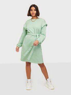 Penia Dress Soft Mint